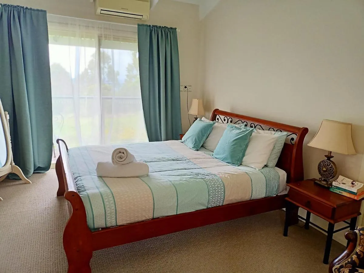 Spectacular Gold Coast Skyline Views Hotel Mount Tamborine Australia